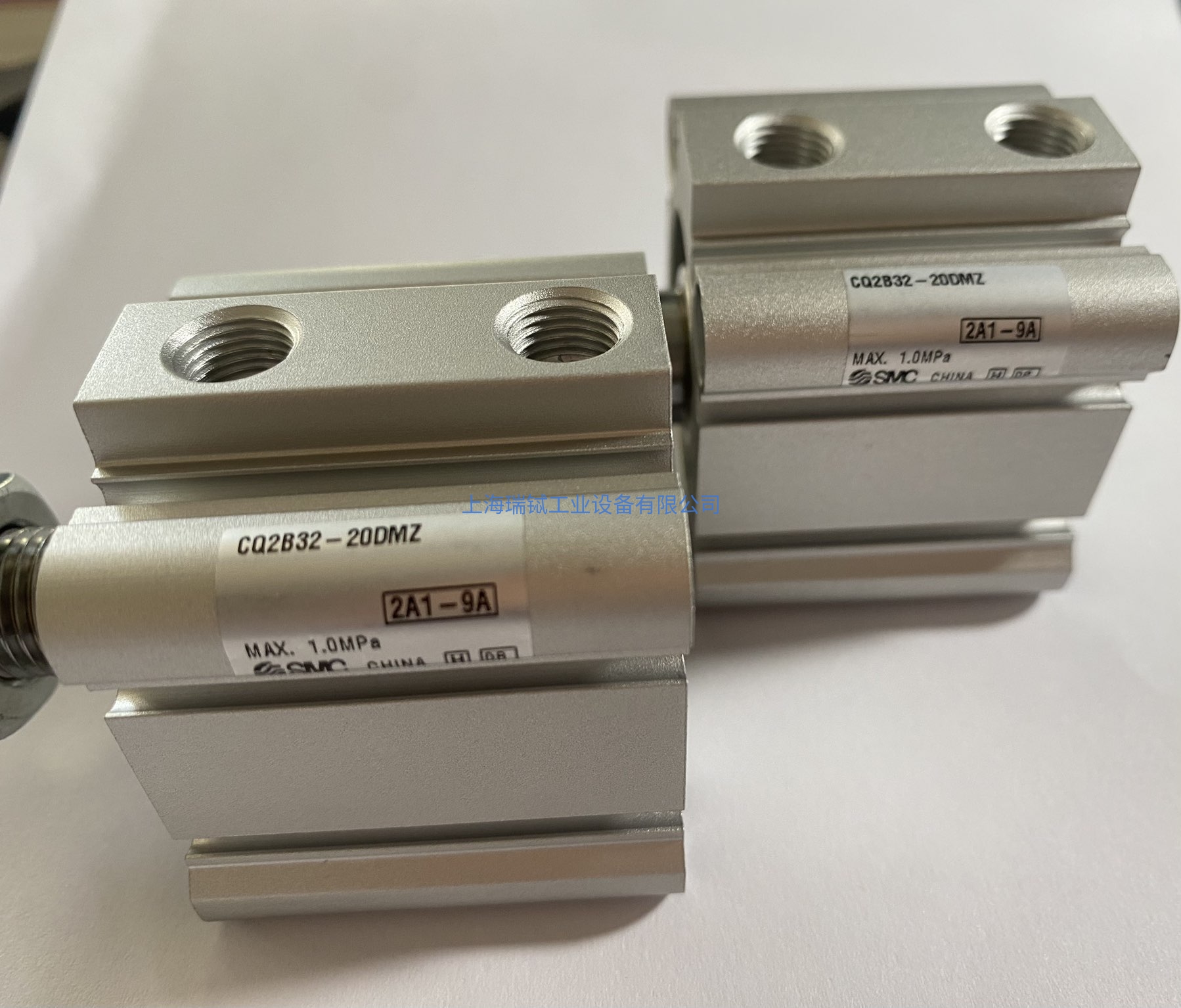 SMC 紧凑型气缸  CQ2B32-20DMZ